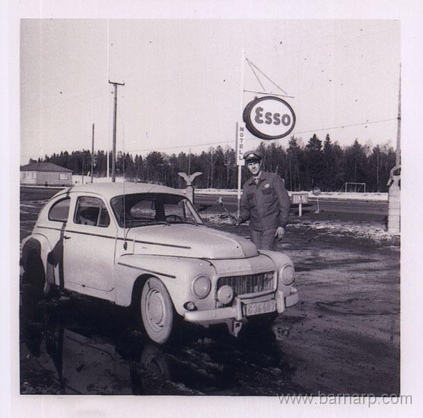 essopersonal_1964.jpg - Alert servicepersonal på Esso 1964