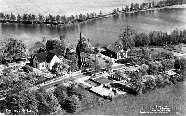 barnarps_kyrka_flygfoto.jpg - Flygfoto över Kyrkan